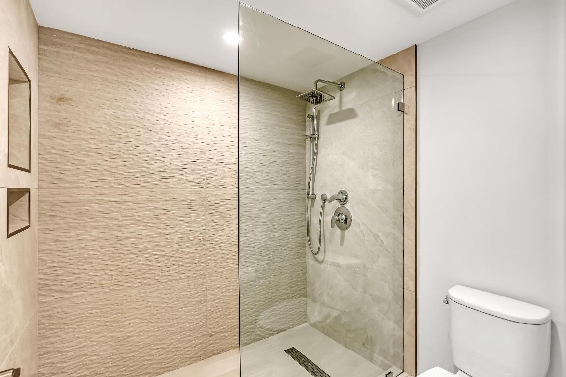 DUNE DECK OF THE PALM BEACHES CONDO - Residential