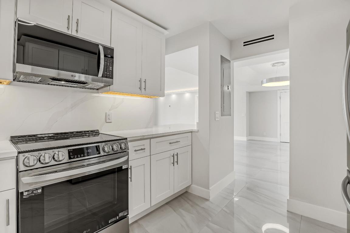 DUNE DECK OF THE PALM BEACHES CONDO - Residential