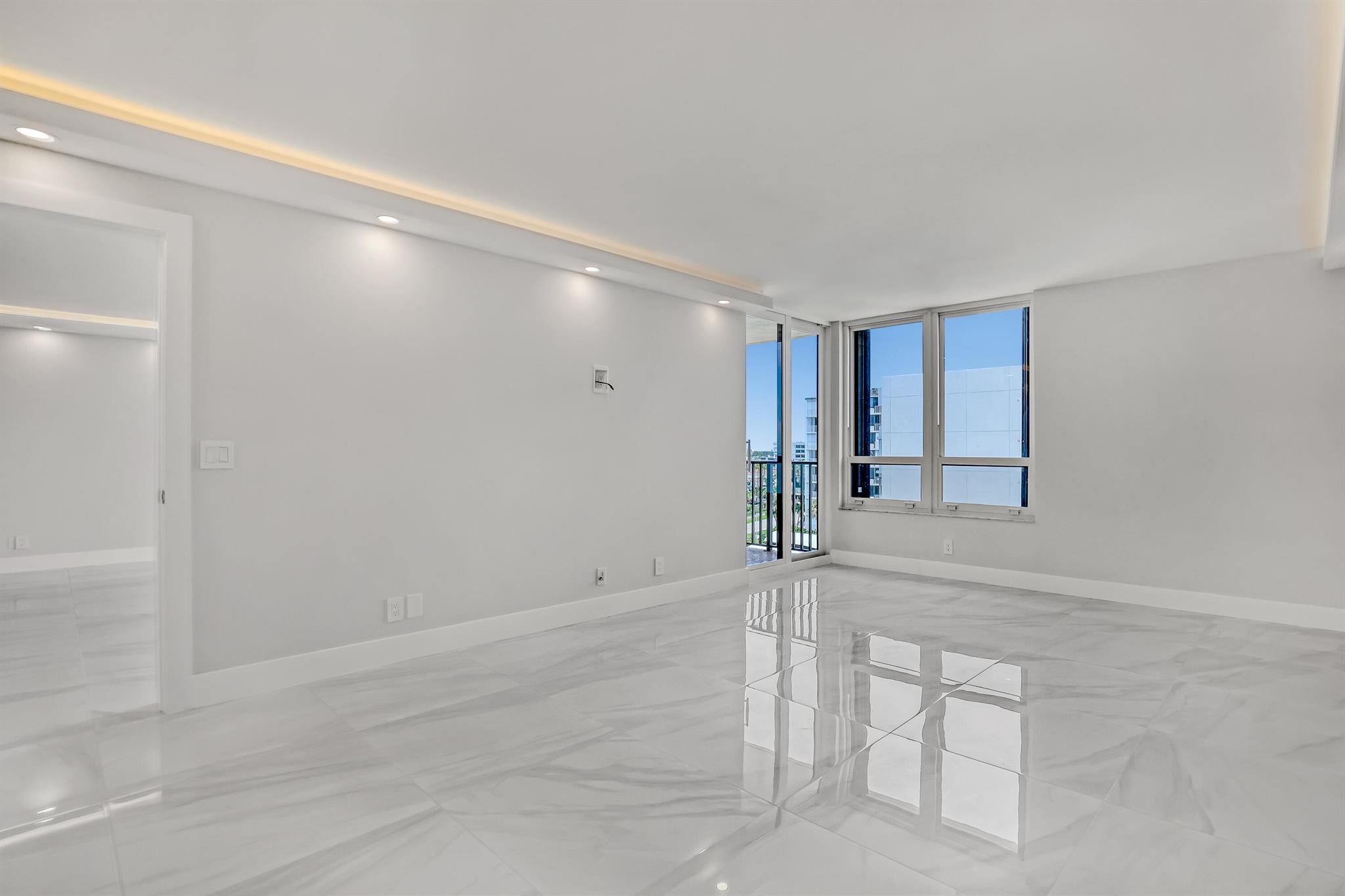 DUNE DECK OF THE PALM BEA - Residential