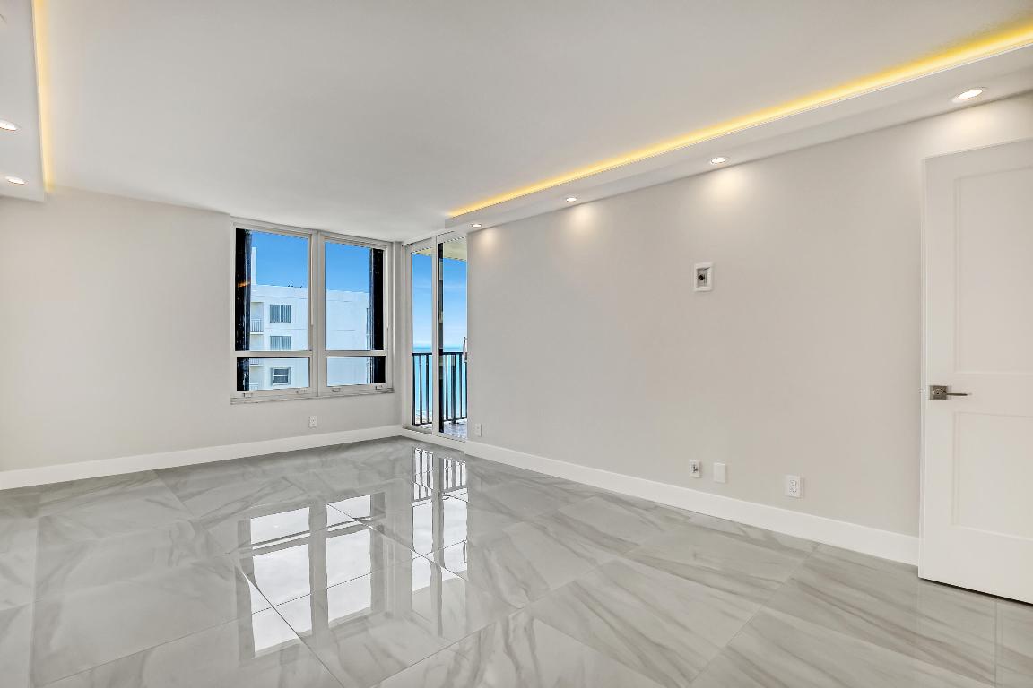 DUNE DECK OF THE PALM BEACHES CONDO - Residential