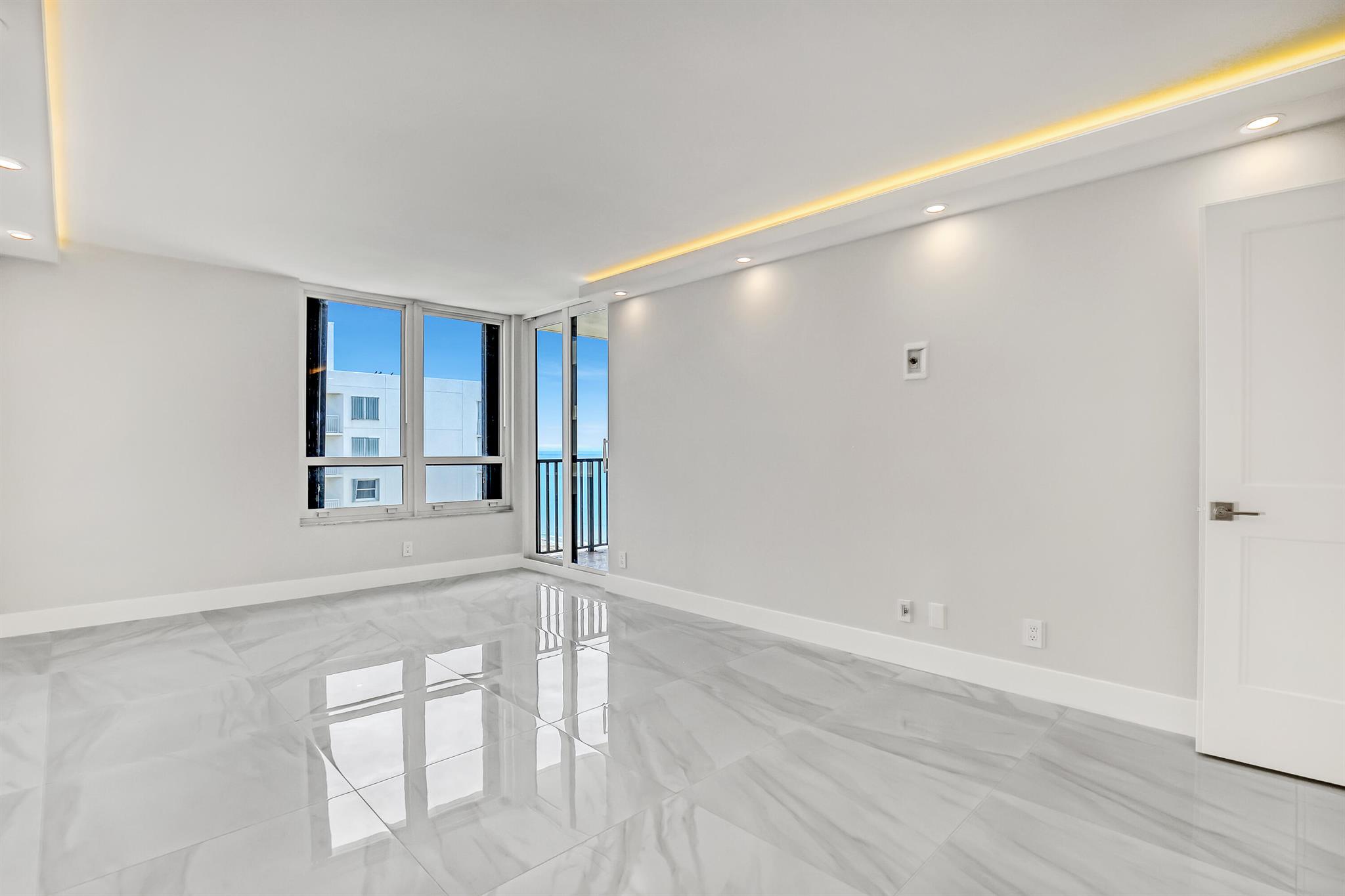 DUNE DECK OF THE PALM BEA - Residential