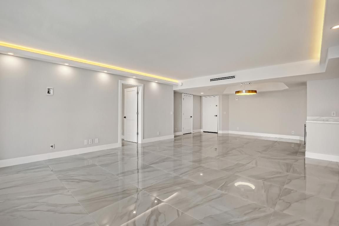 DUNE DECK OF THE PALM BEACHES CONDO - Residential