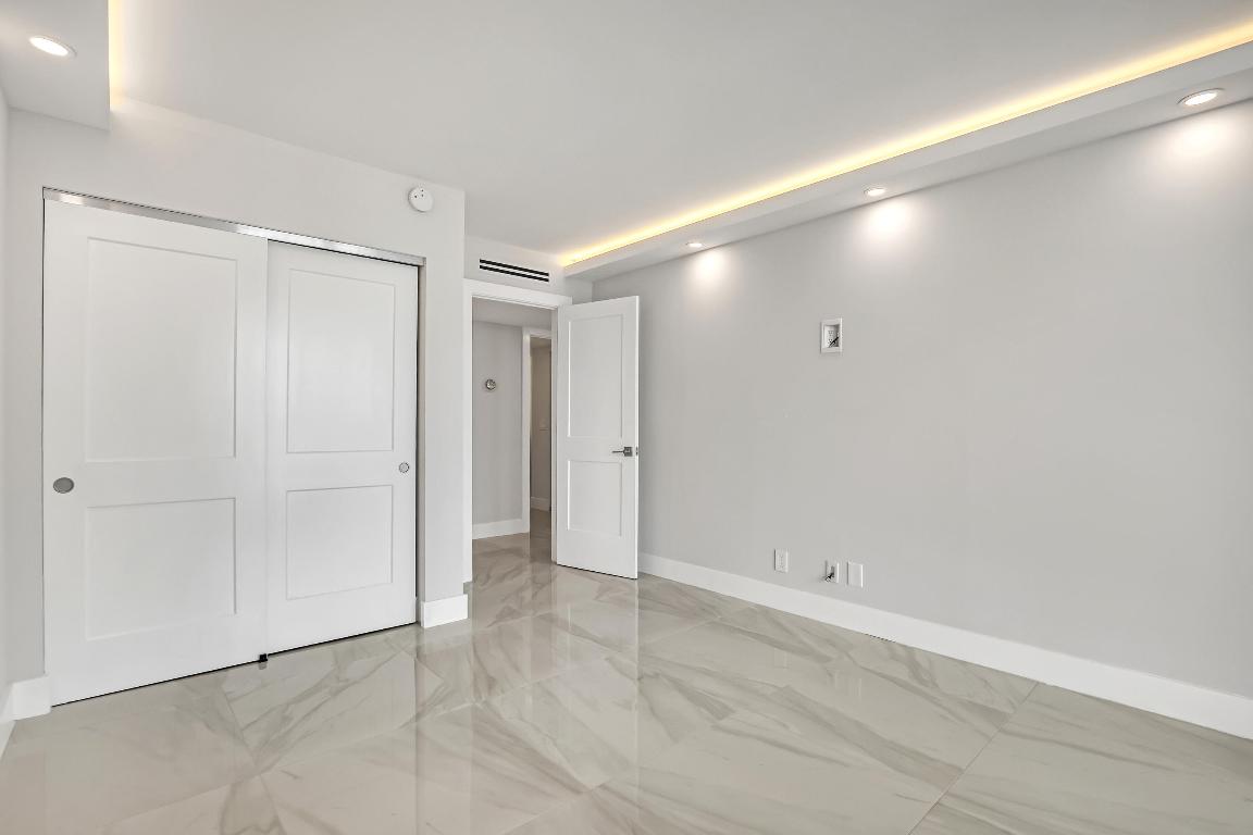 DUNE DECK OF THE PALM BEACHES CONDO - Residential