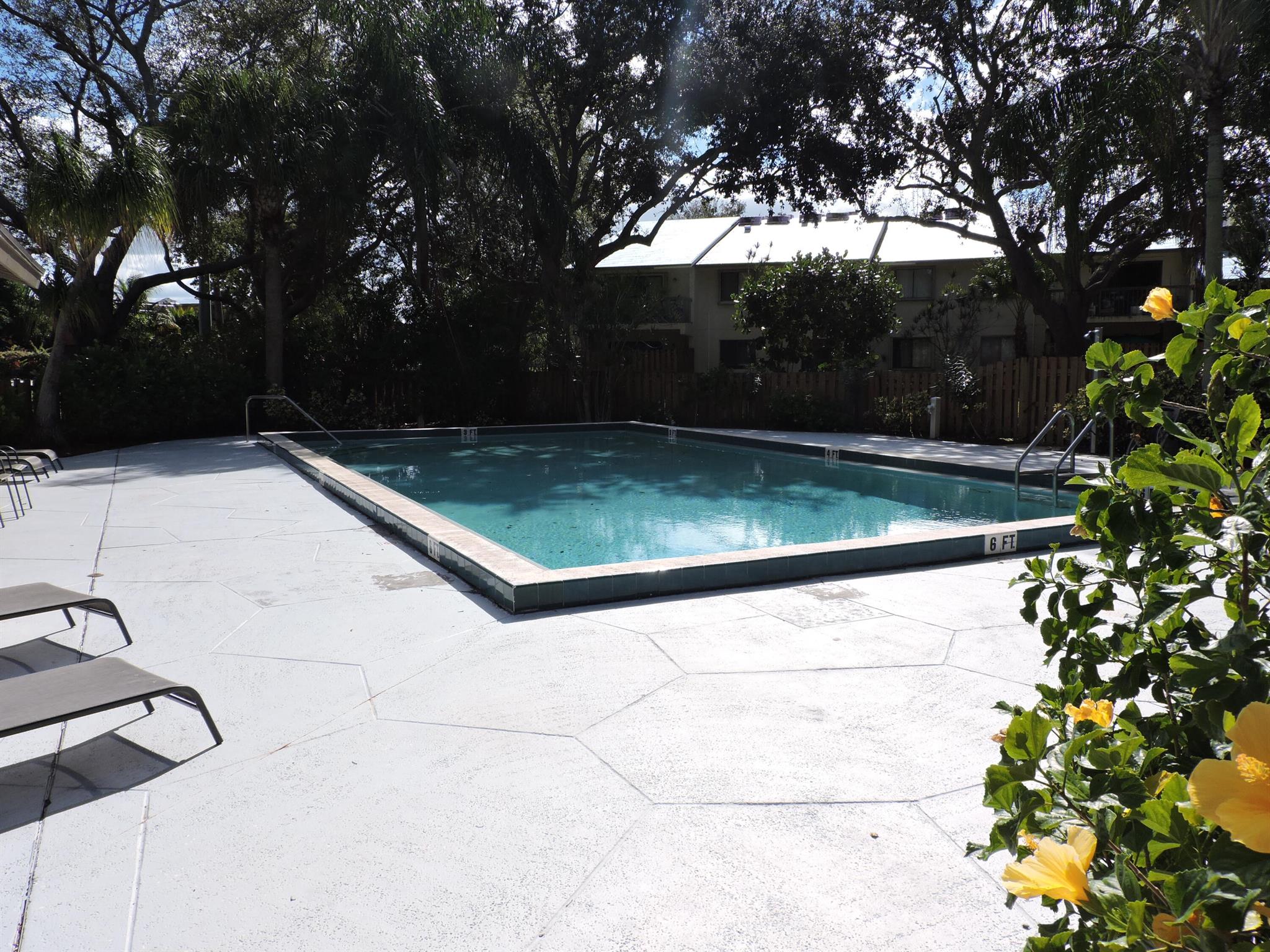 GLENBROOK CONDO - Residential Lease