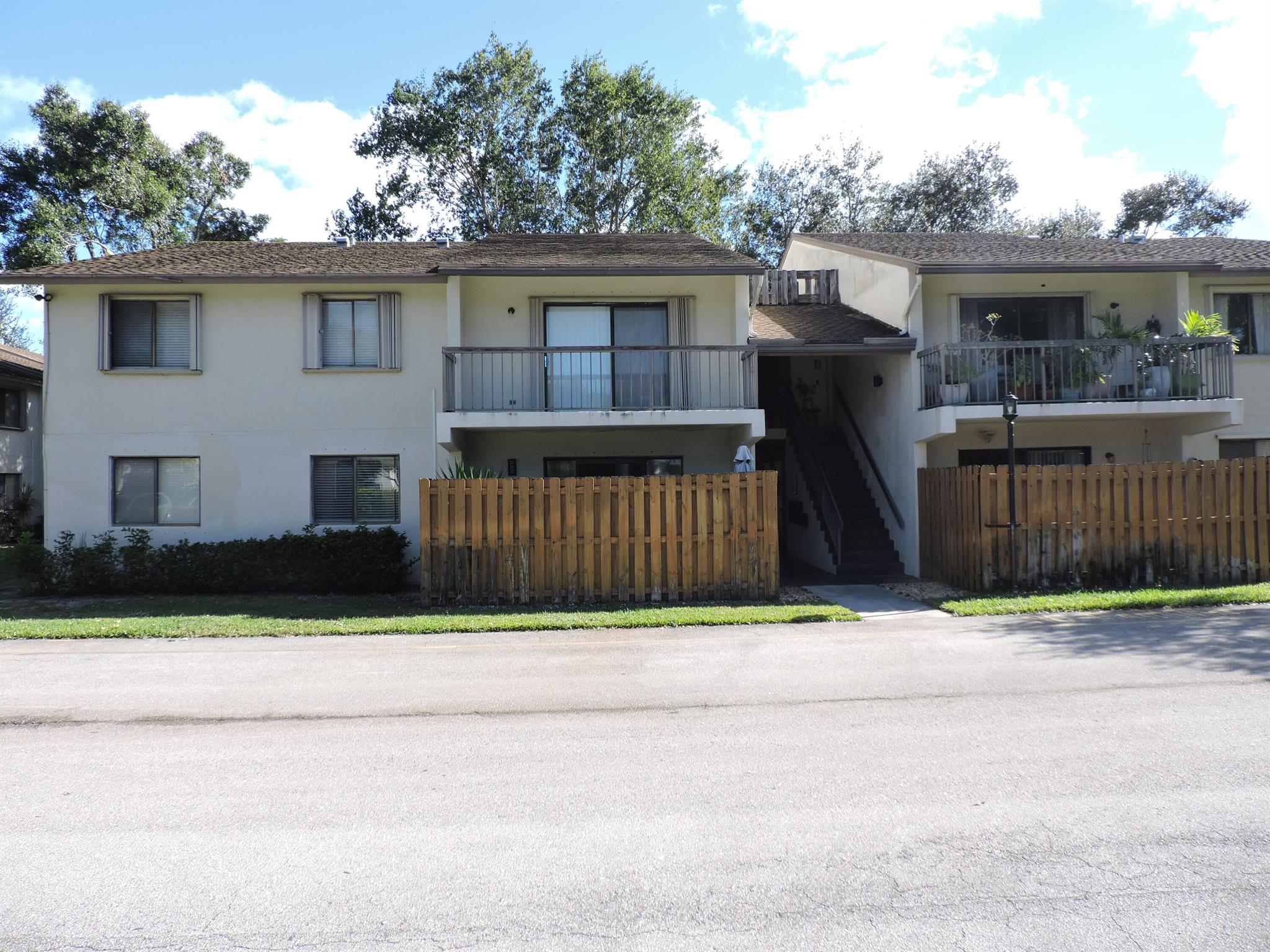 GLENBROOK CONDO - Residential Lease