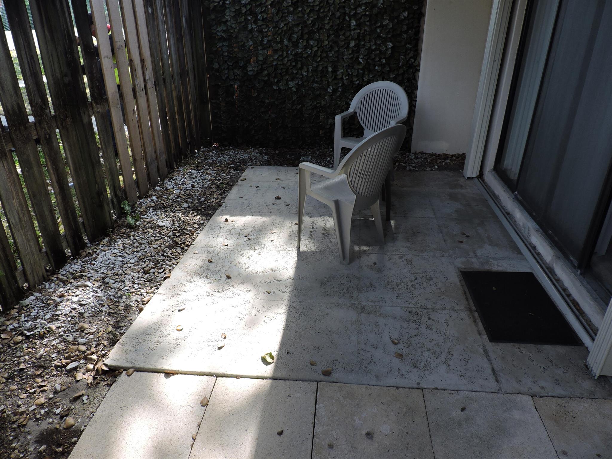 GLENBROOK CONDO - Residential Lease