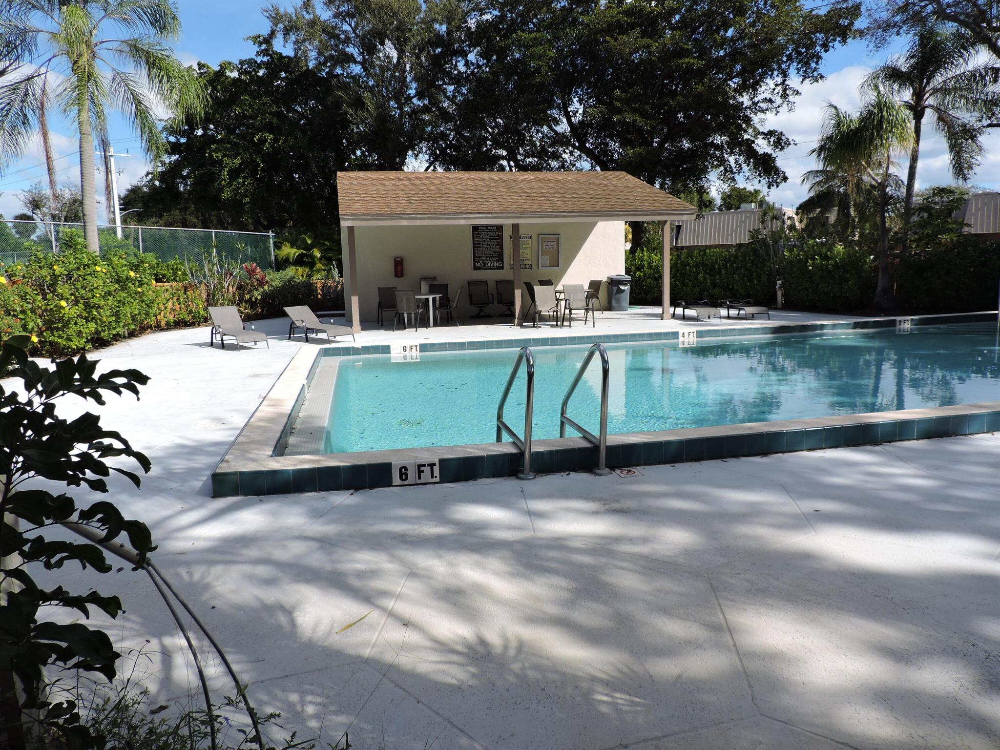 GLENBROOK CONDO - Residential Lease