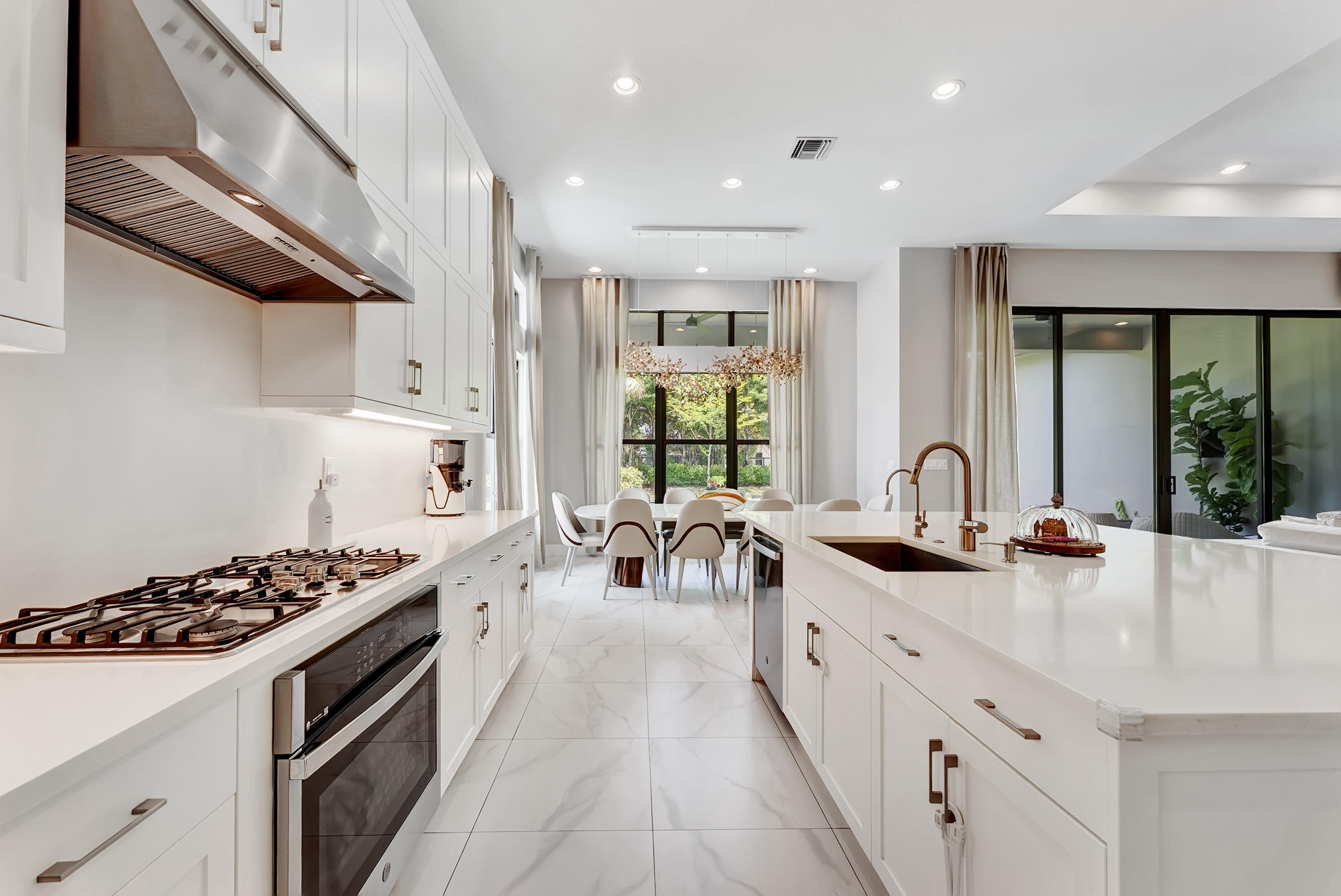 Lotus Palm - Residential