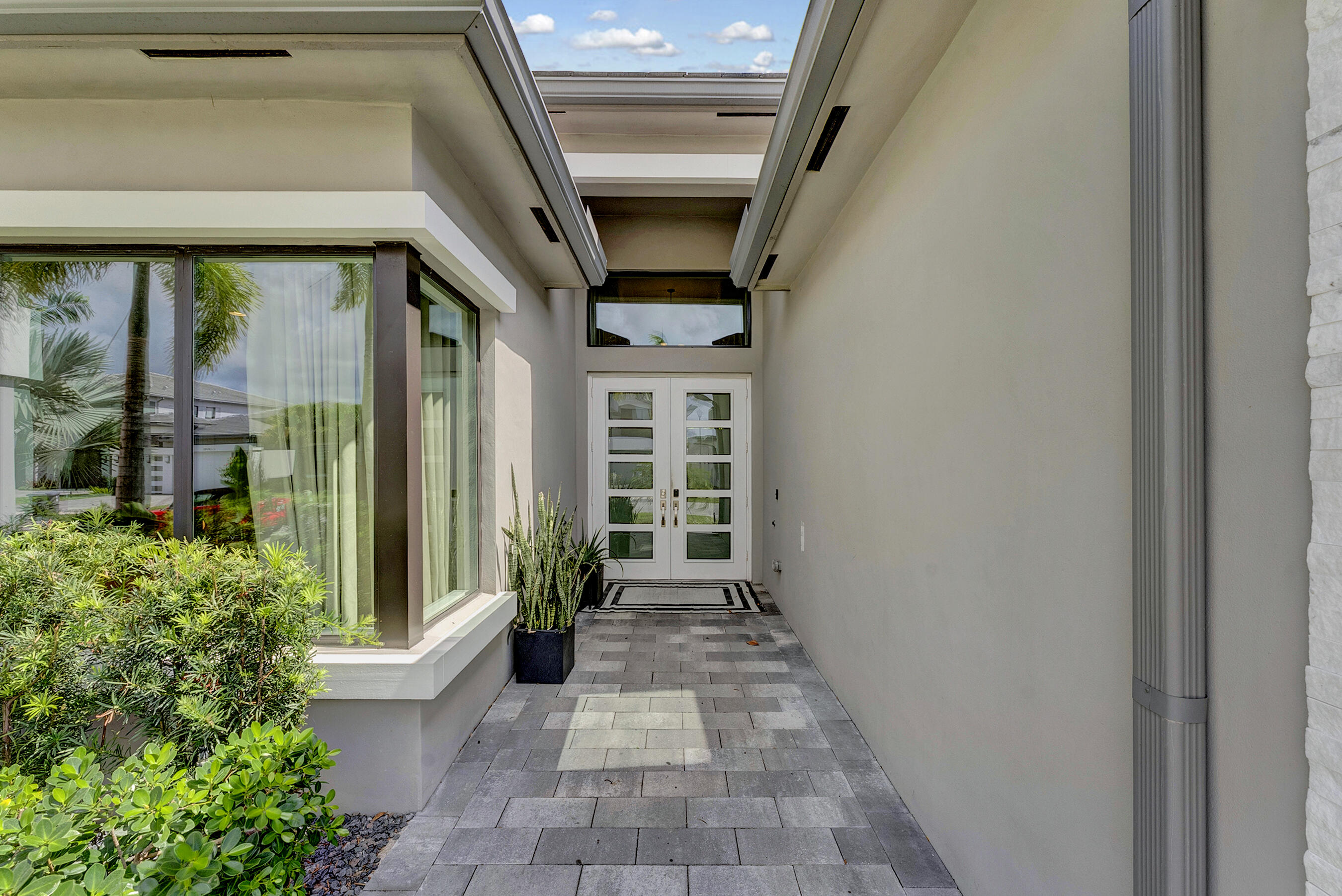 Lotus Palm - Residential