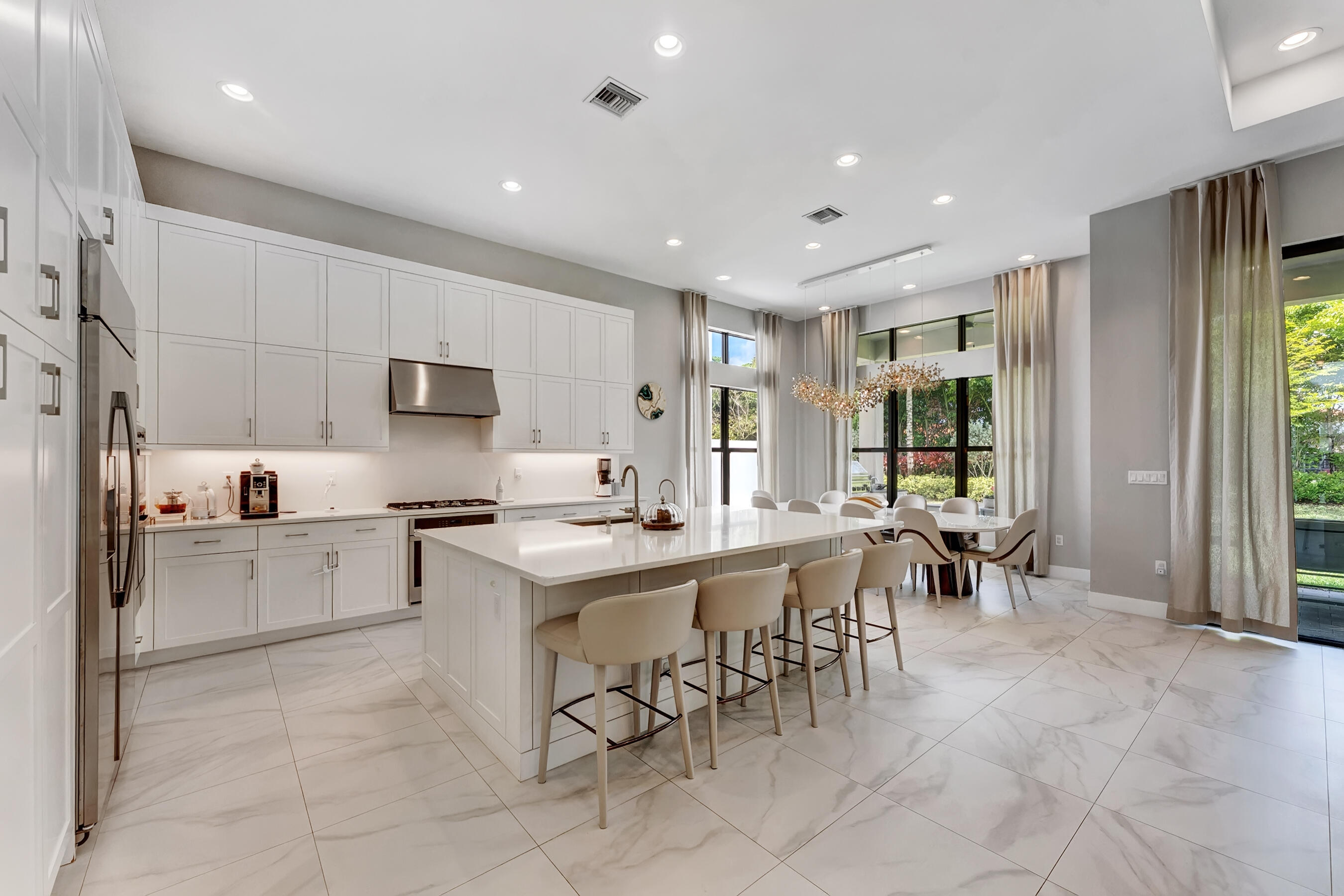 Lotus Palm - Residential