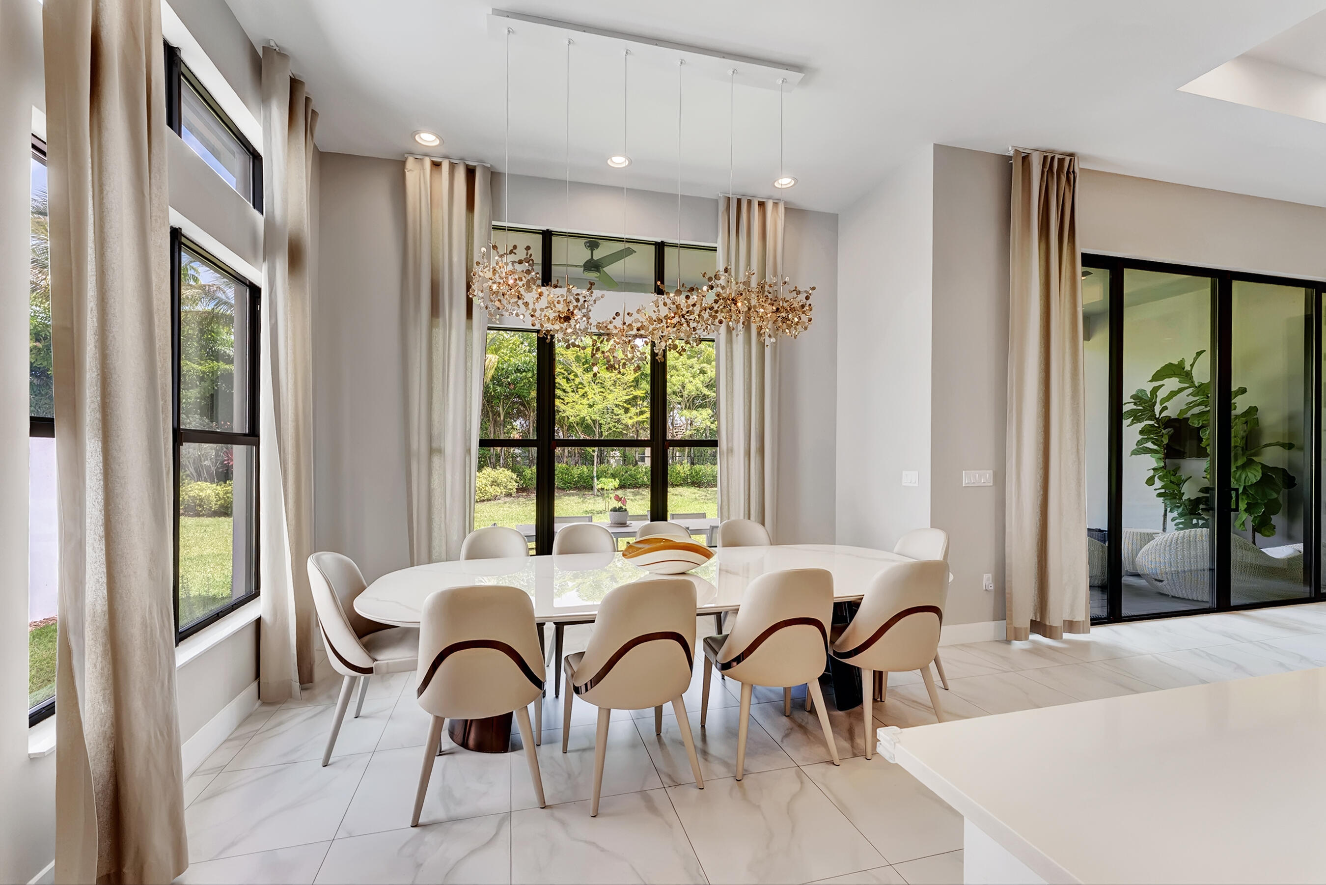 Lotus Palm - Residential