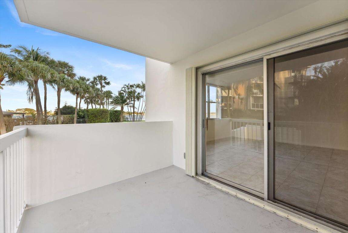 PORTOFINO CONDO PT OF LTS 15 AND 16,JARVIS PAR - Residential