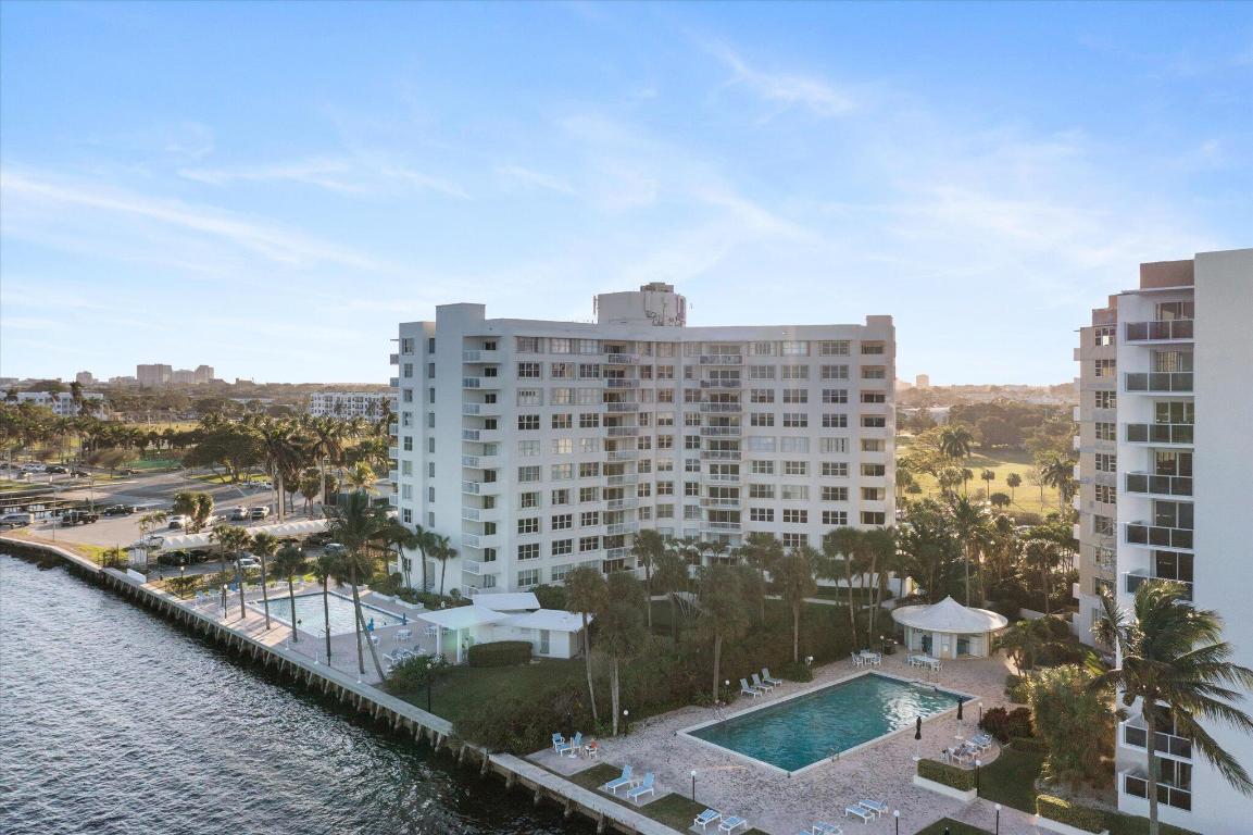 PORTOFINO CONDO PT OF LTS 15 AND 16,JARVIS PAR - Residential