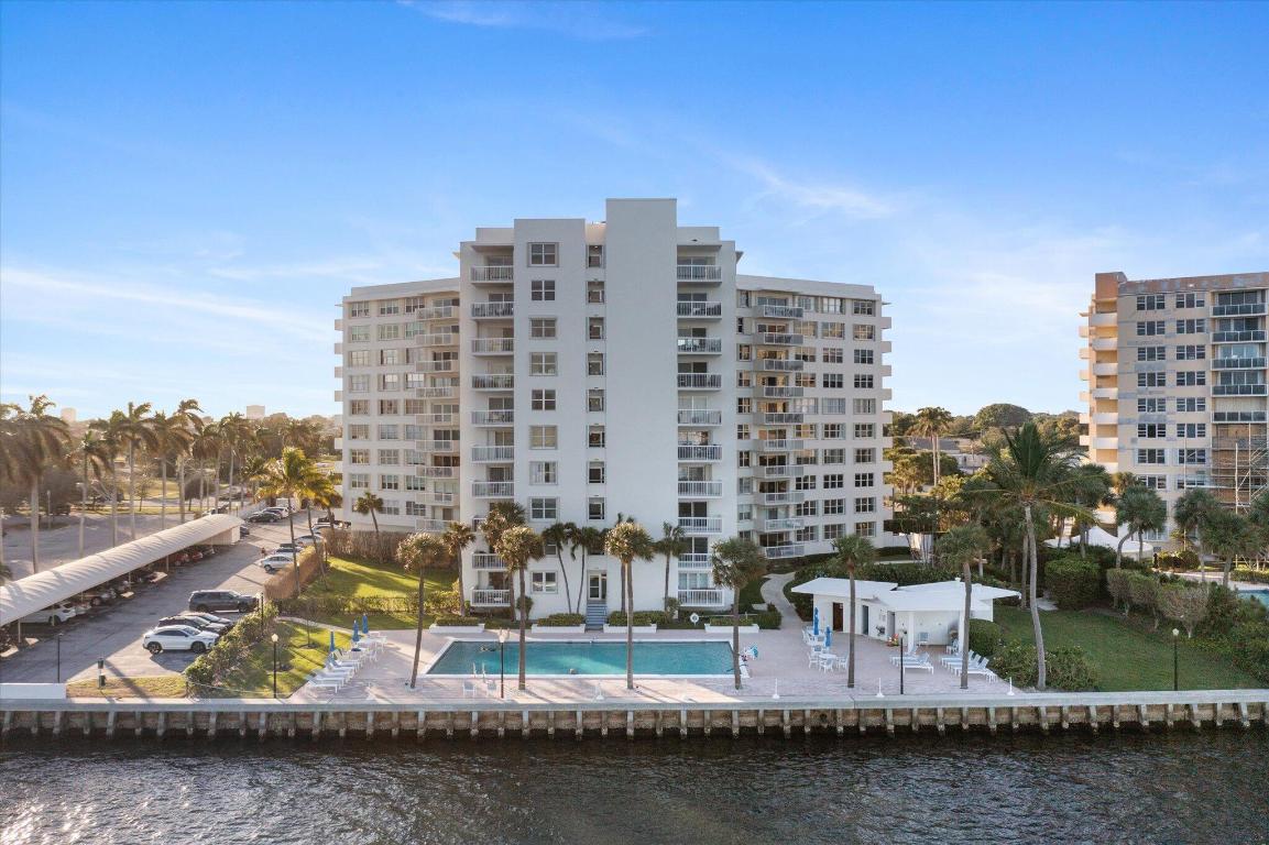 PORTOFINO CONDO PT OF LTS 15 AND 16,JARVIS PAR - Residential