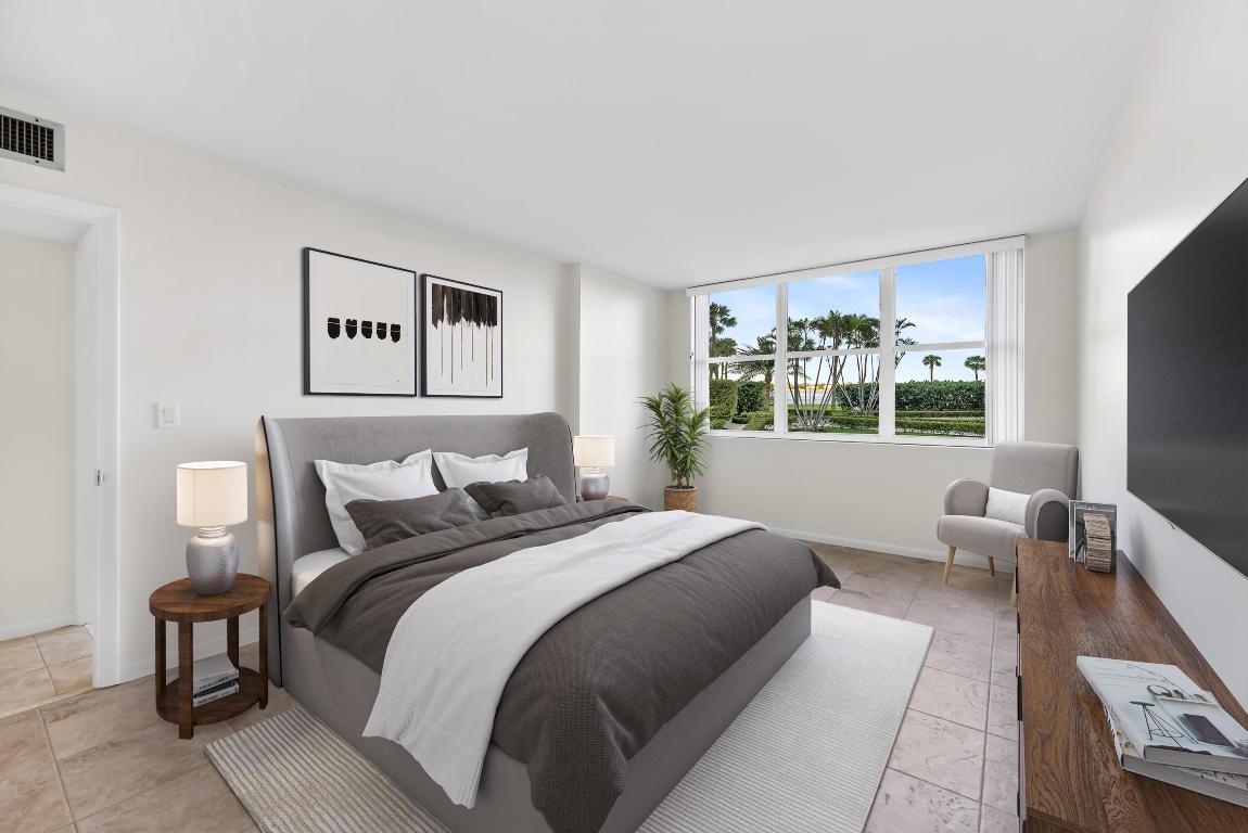 PORTOFINO CONDO PT OF LTS 15 AND 16,JARVIS PAR - Residential