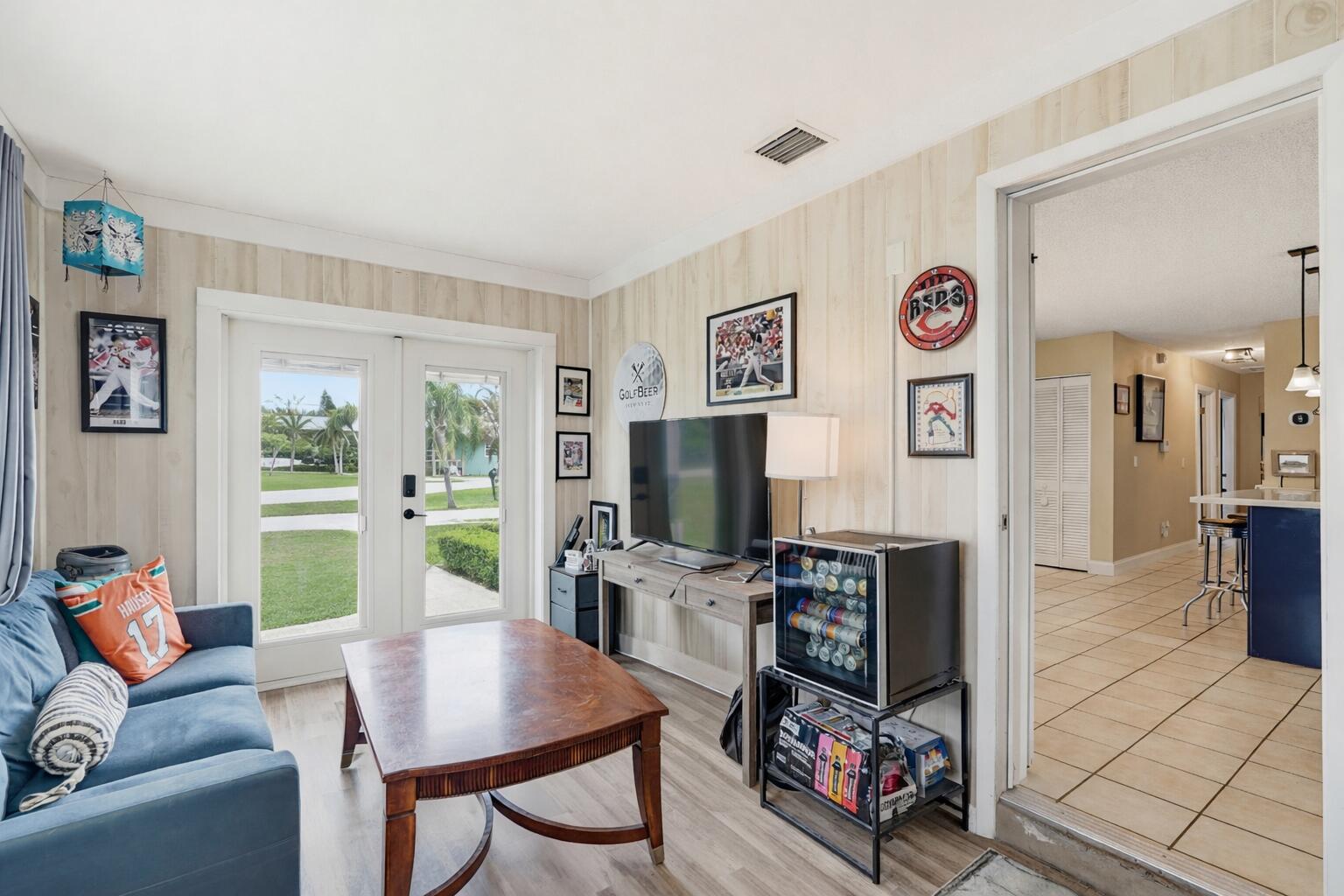 CORAL GARDENS - Residential