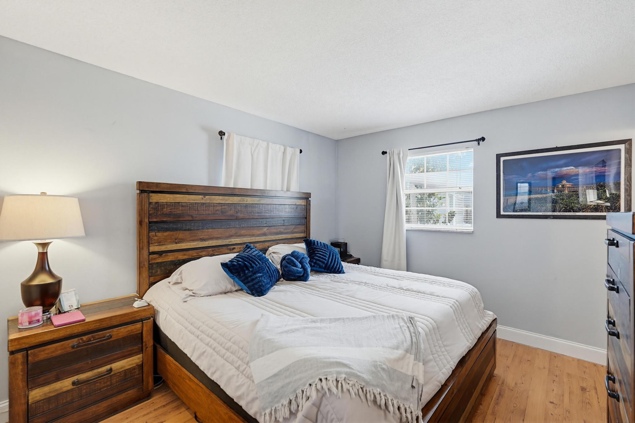 CORAL GARDENS - Residential