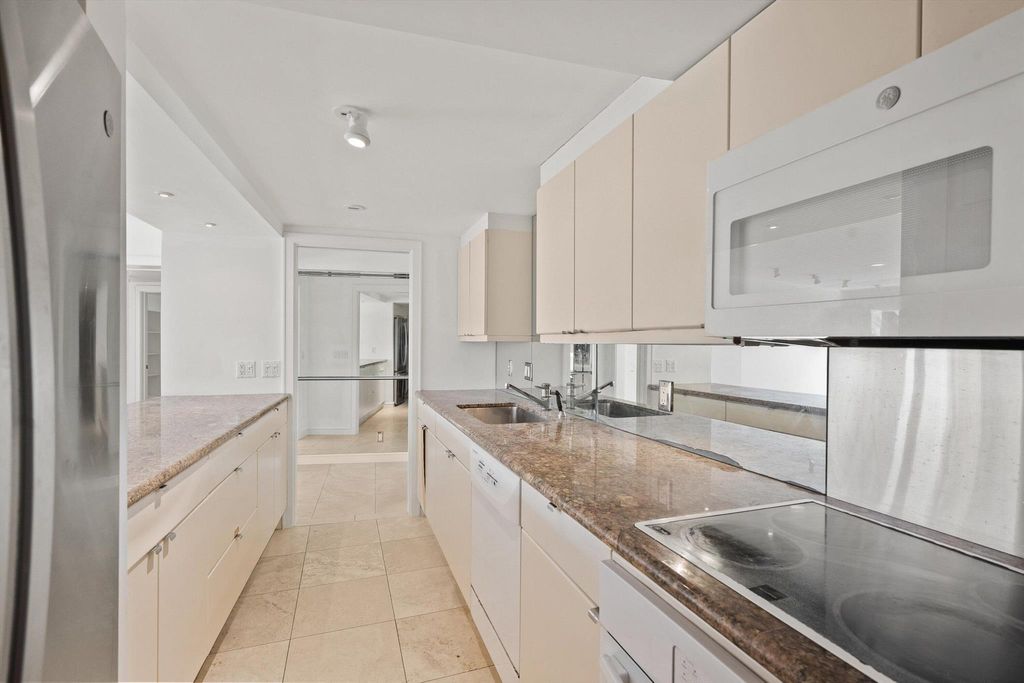 Photo of 369 S Lake Drive #2e, Palm Beach, FL 33480 (MLS # R11148591)