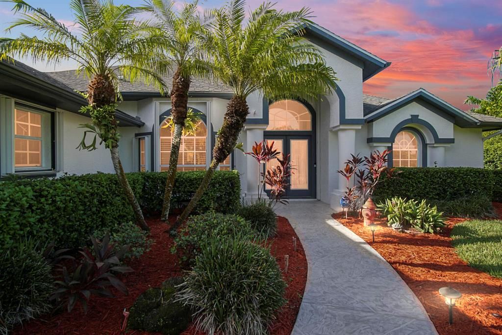 Photo of 2646 SW River Shore Drive, Port Saint Lucie, FL 34984 (MLS # R10745583)