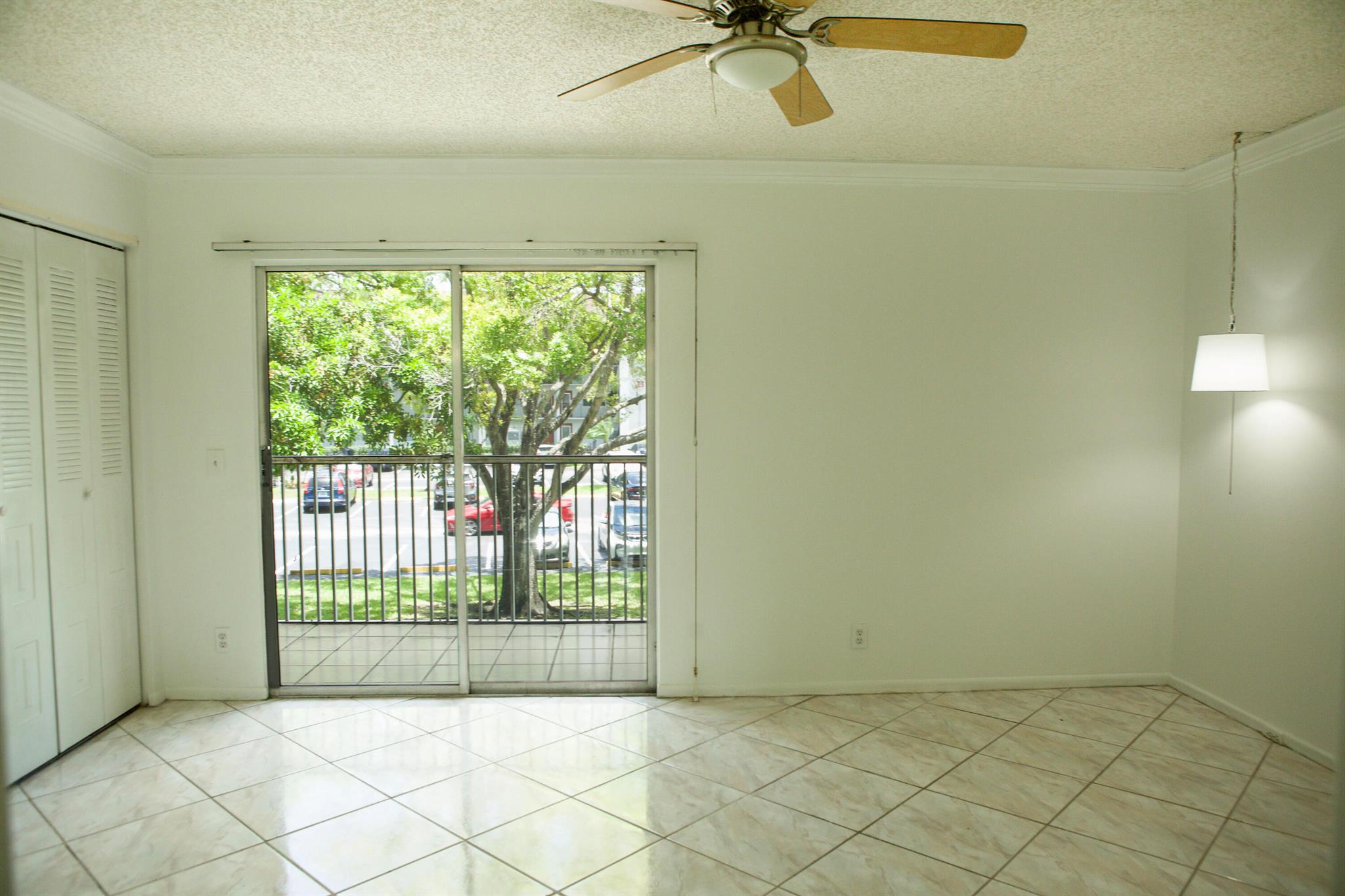 1301 SW 135th Terrace 212j