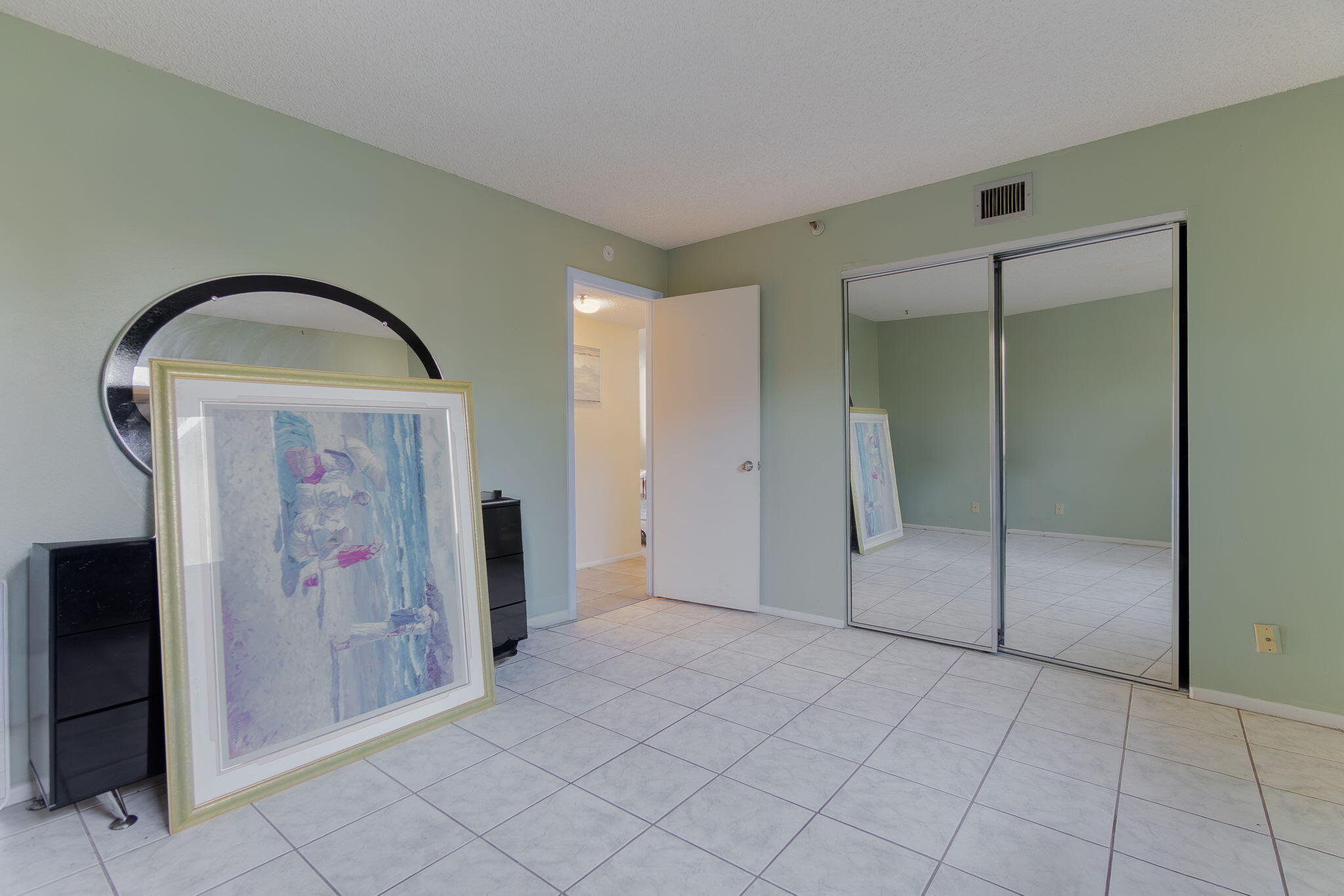 TCPB CONDO - Residential