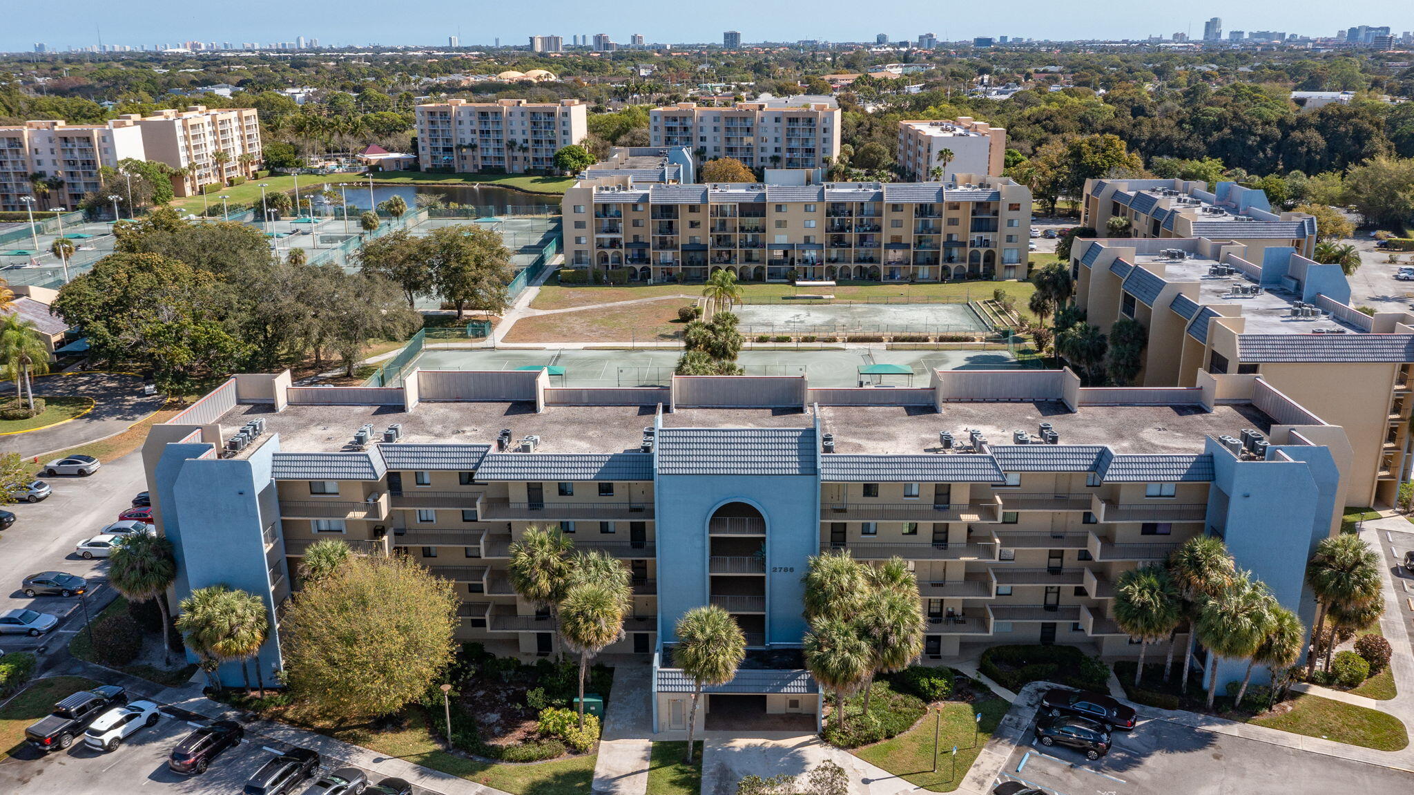 TCPB CONDO - Residential