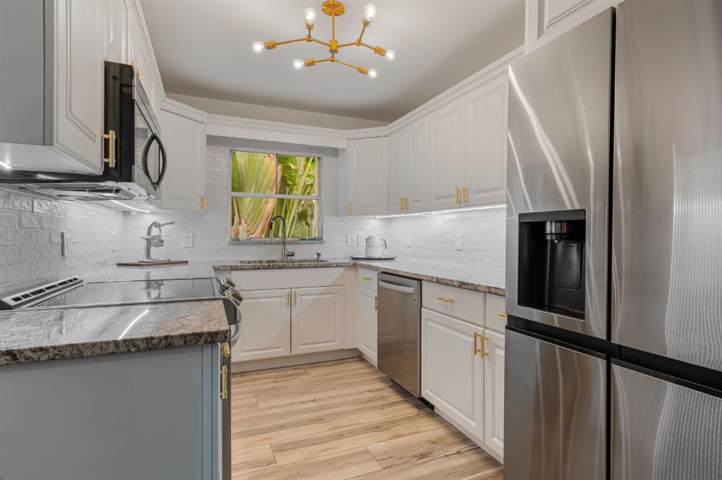 DELL PARK - Residential