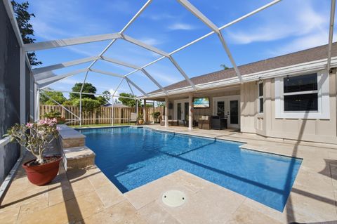Tiny photo for 805 Daffodil Drive, Wellington, FL 33414 (MLS # B26051048)