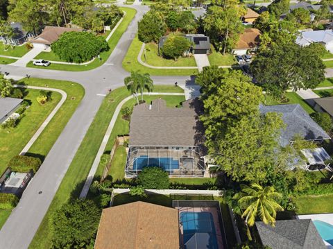 Tiny photo for 805 Daffodil Drive, Wellington, FL 33414 (MLS # B26051048)