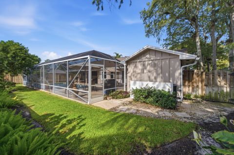 Tiny photo for 805 Daffodil Drive, Wellington, FL 33414 (MLS # B26051048)