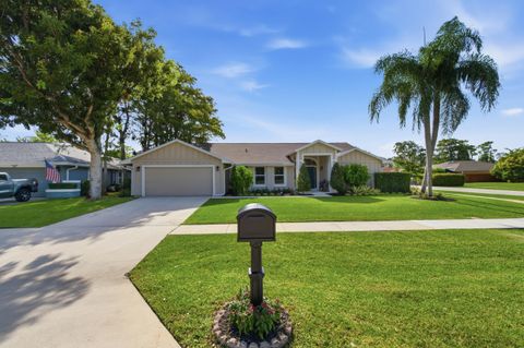 Tiny photo for 805 Daffodil Drive, Wellington, FL 33414 (MLS # B26051048)