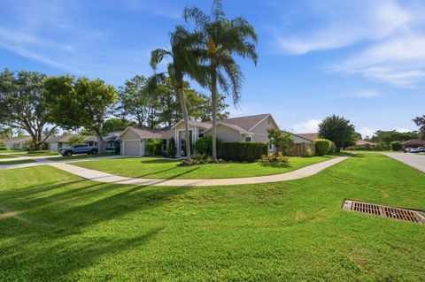 Tiny photo for 805 Daffodil Drive, Wellington, FL 33414 (MLS # B26051048)