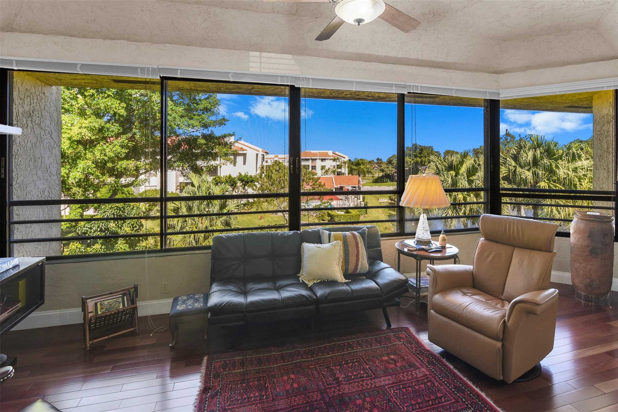 LA PAZ - Residential