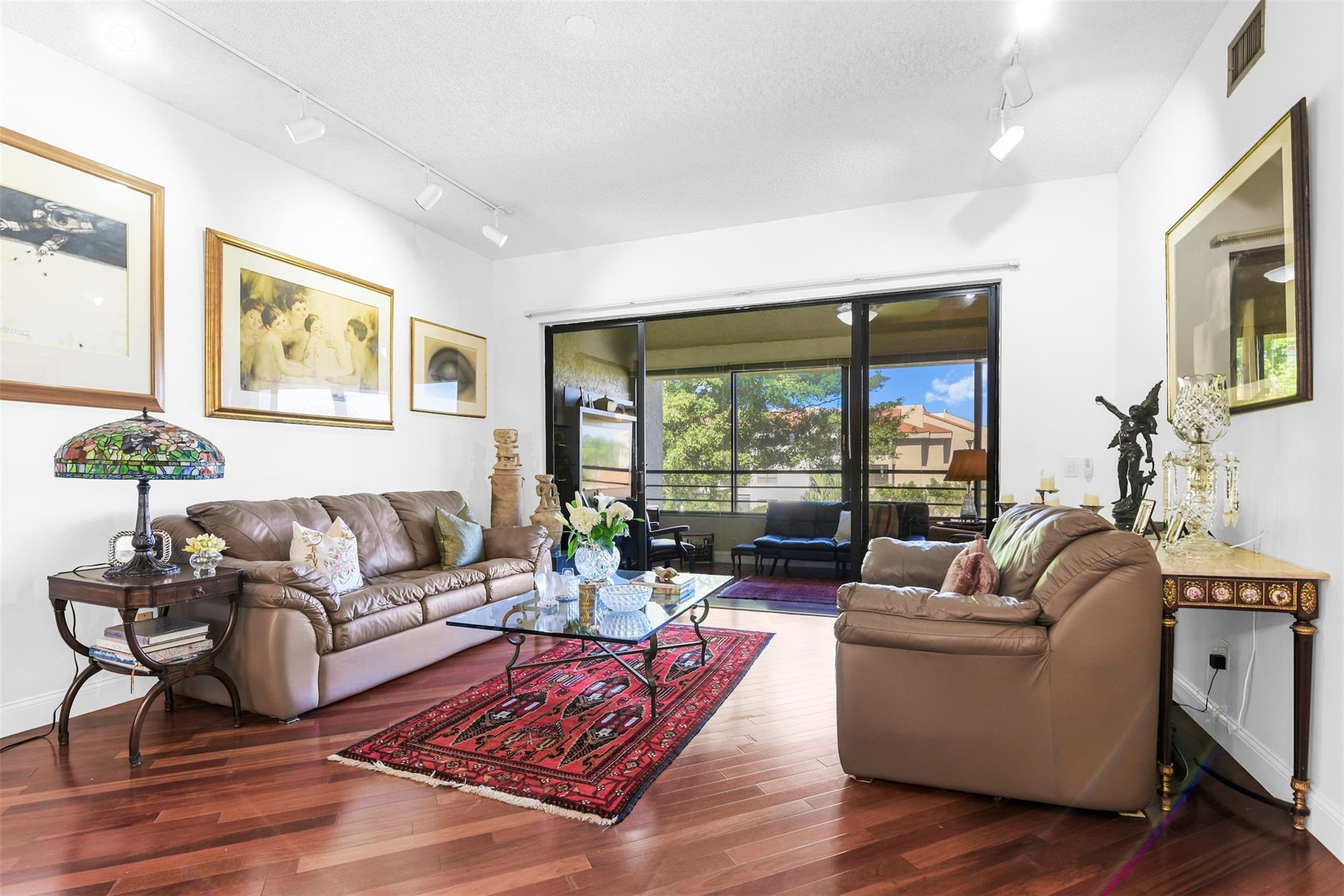 LA PAZ - Residential