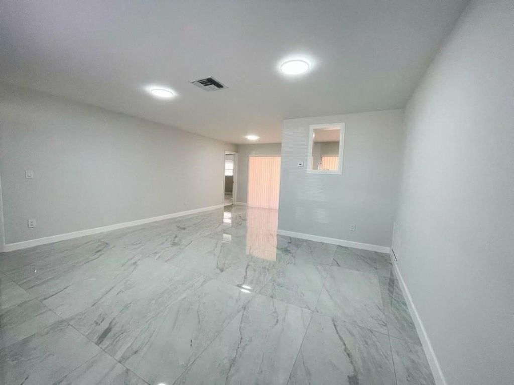 Photo of 7750 Atlanta Street, Hollywood, FL 33024 (MLS # F10538476)