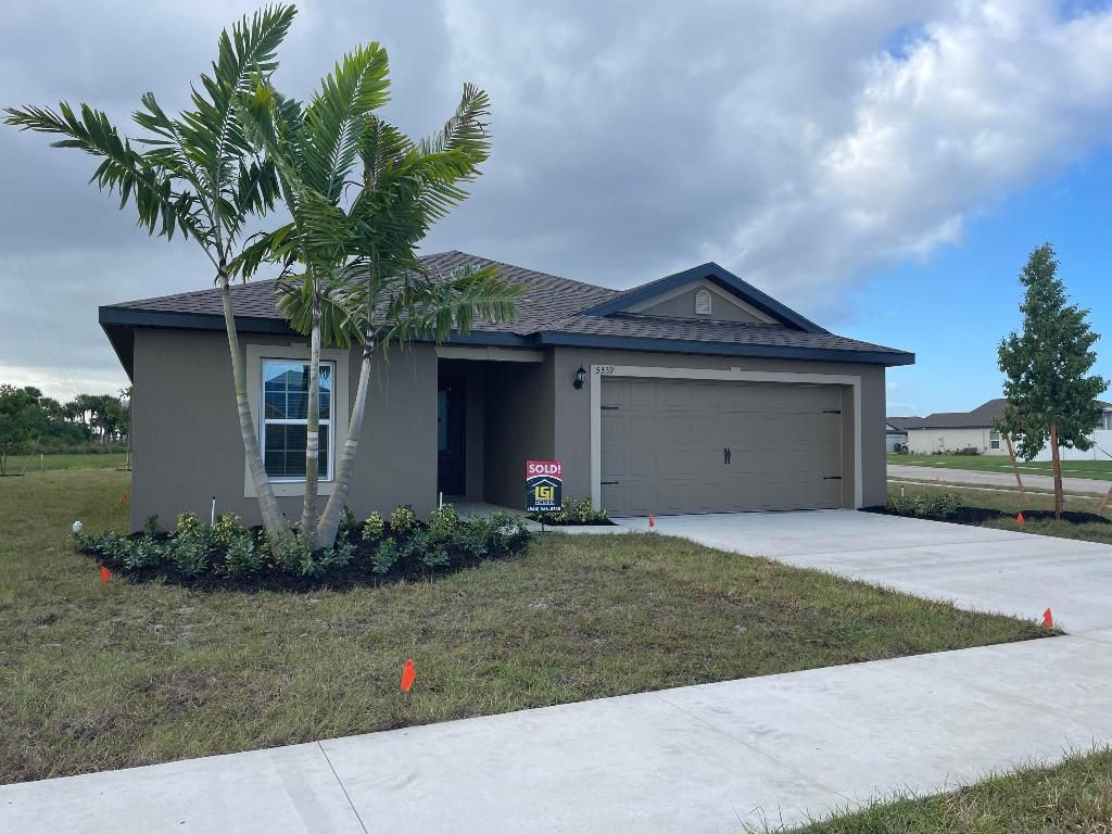 Photo of 5339 Entertainment Way, Fort Pierce, FL 34947 (MLS # R10932711)