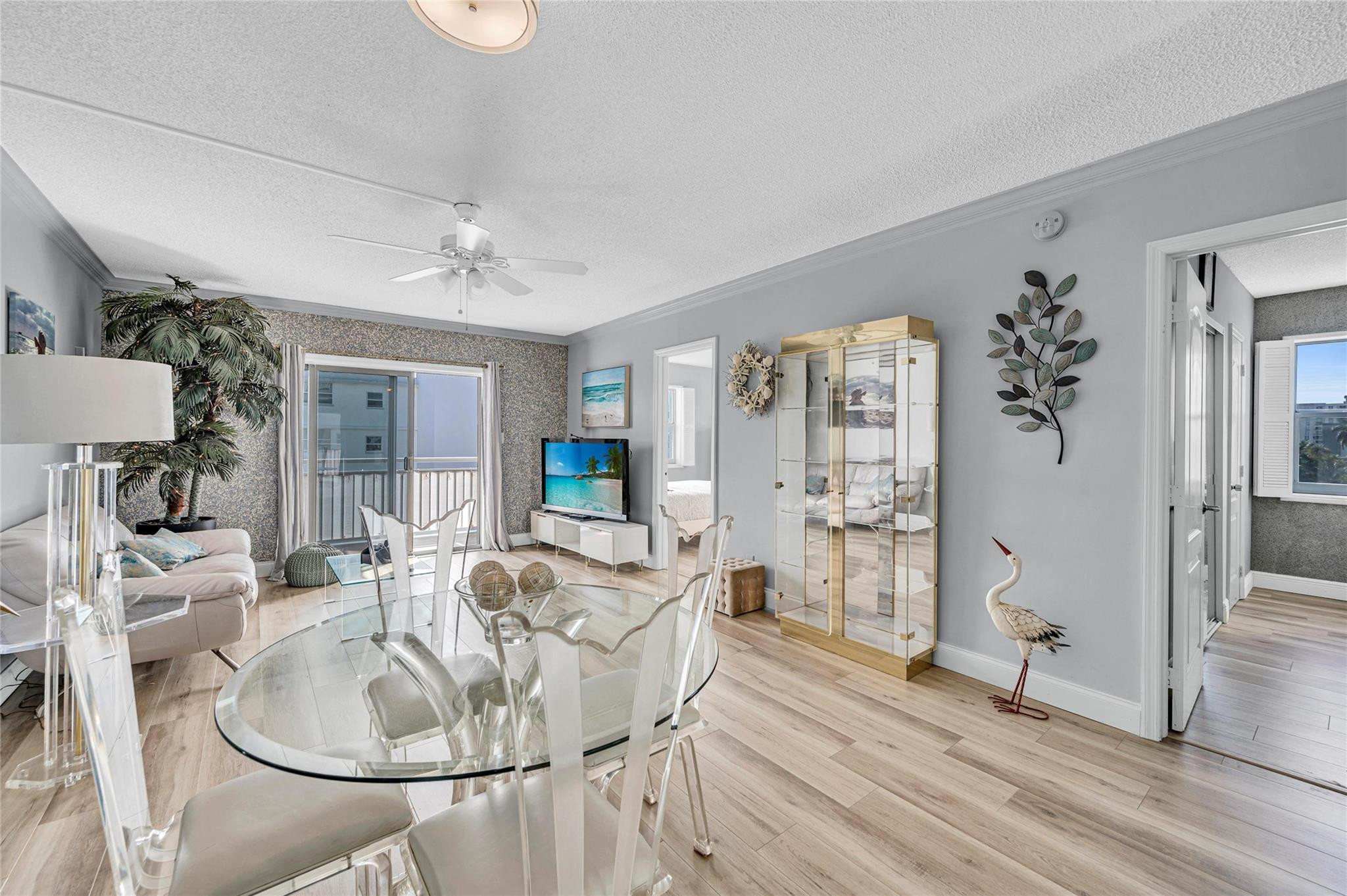 LEISURE SANDS CONDO - Residential