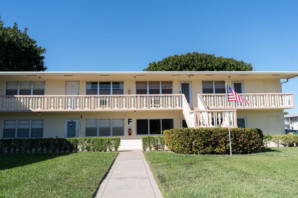 Photo of 131 Easthampton F, West Palm Beach, FL 33417 (MLS # R11160374)