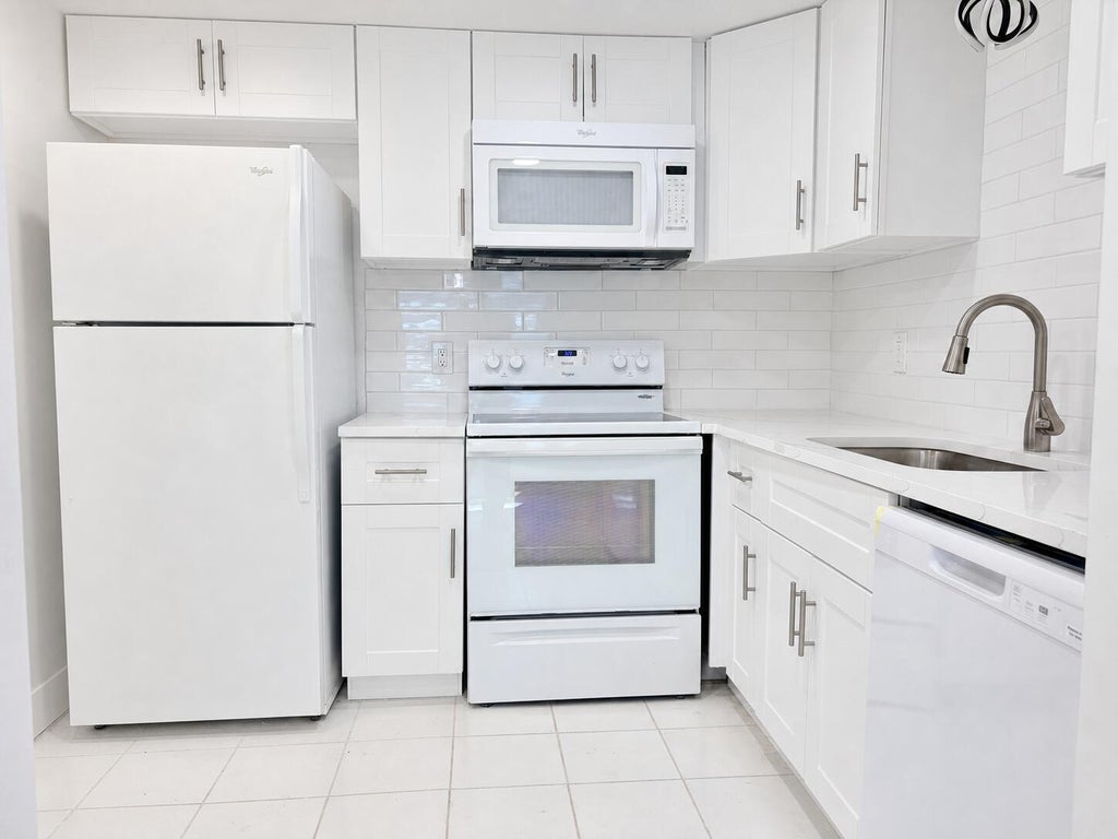 Photo of 251 Flanders F, Delray Beach, FL 33484 (MLS # B26067197)