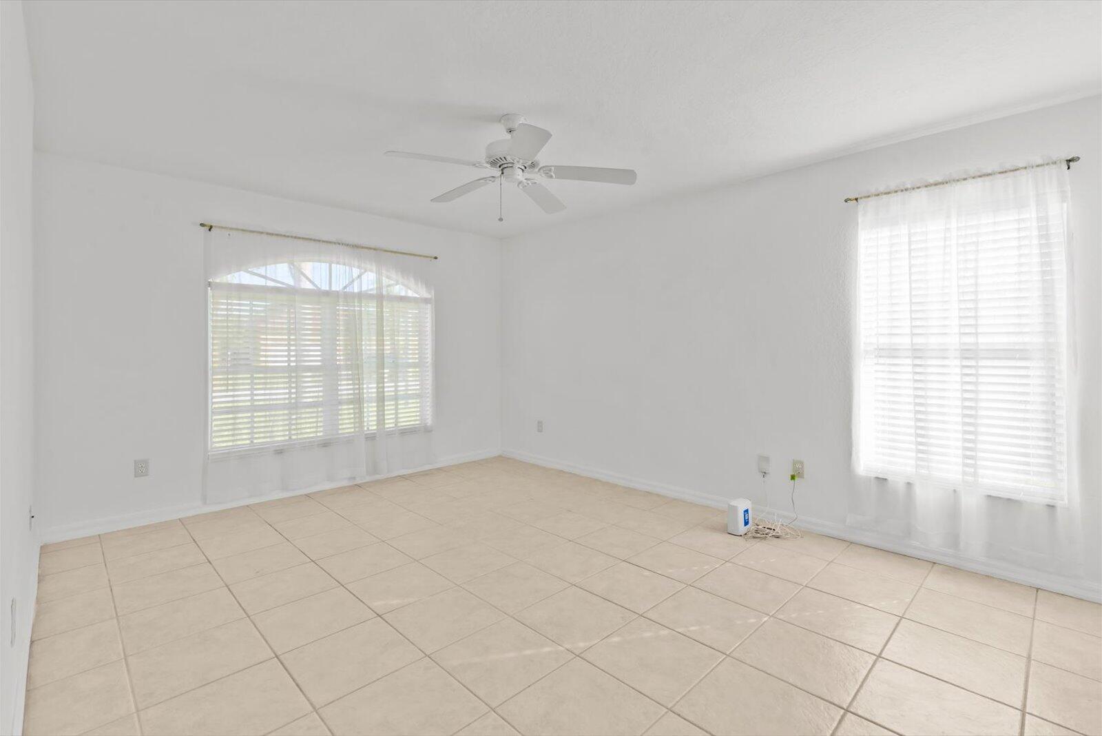 PORT ST LUCIE SECTION 44 - Residential Lease