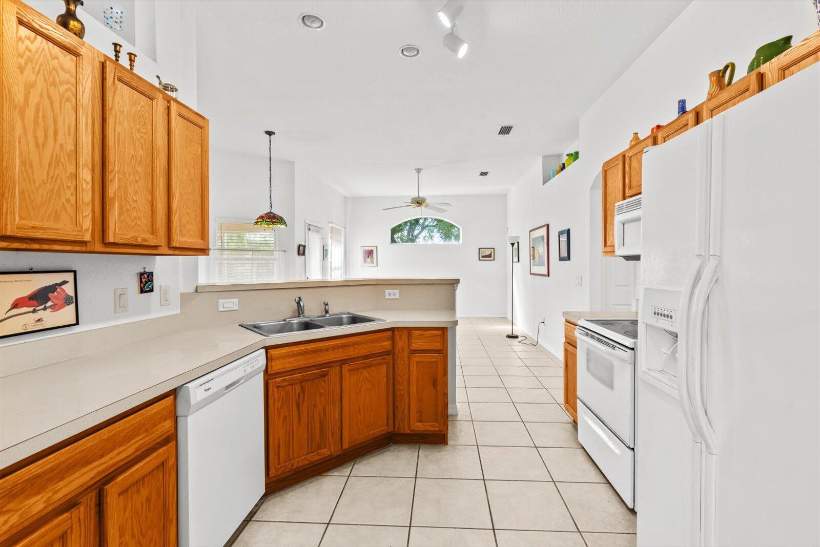 PORT ST LUCIE SECTION 44 - Residential Lease