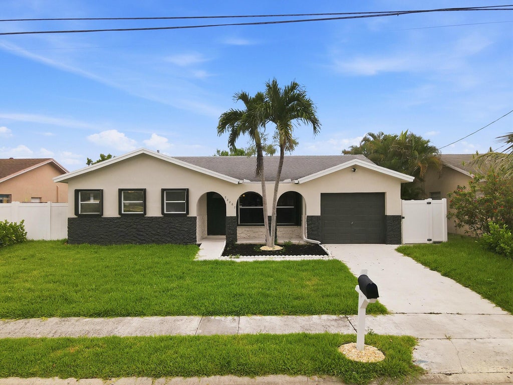 Photo of 22267 SW 57th Avenue, Boca Raton, FL 33428 (MLS # B26045378)