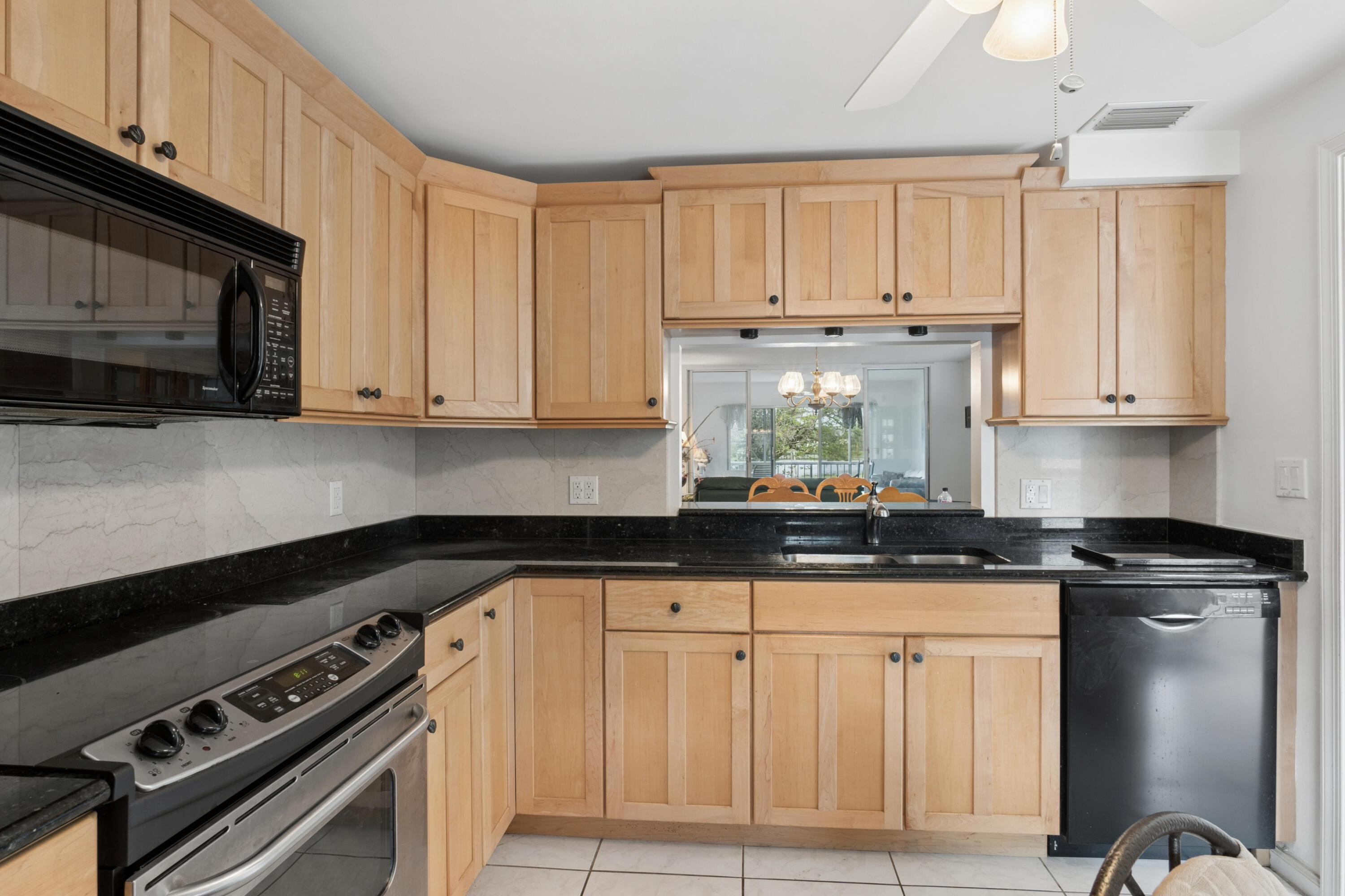 ATLANTIS SHERBROOKE VILLAS EAST CONDO - Residential