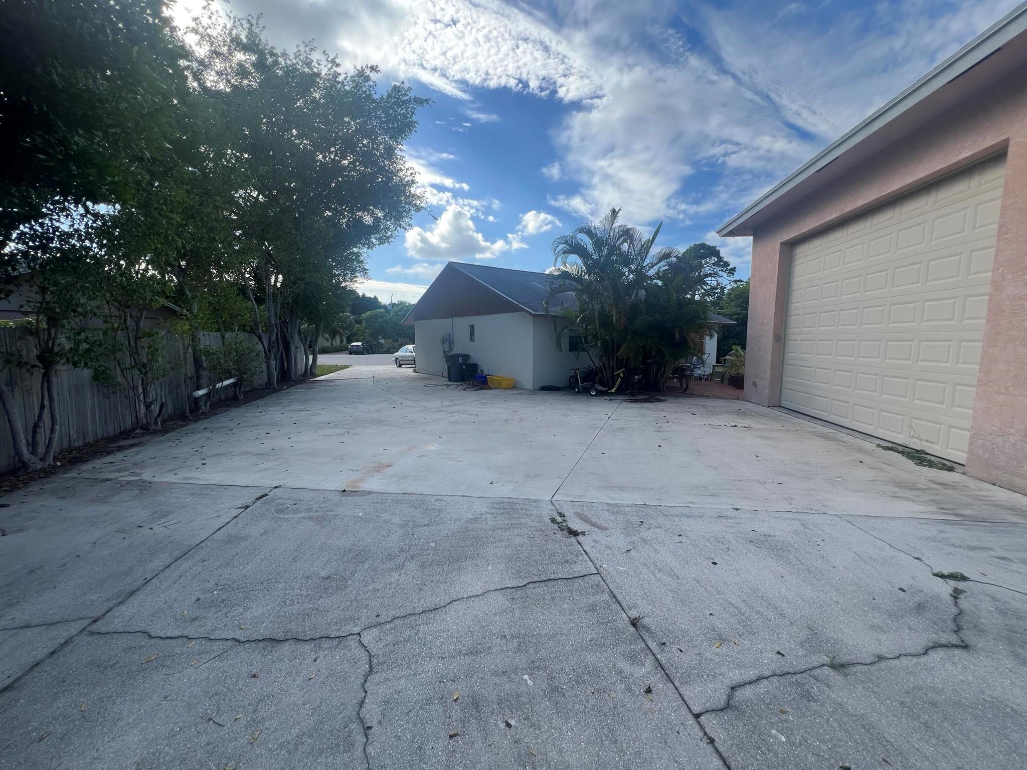 1309 W Frangipani Circle