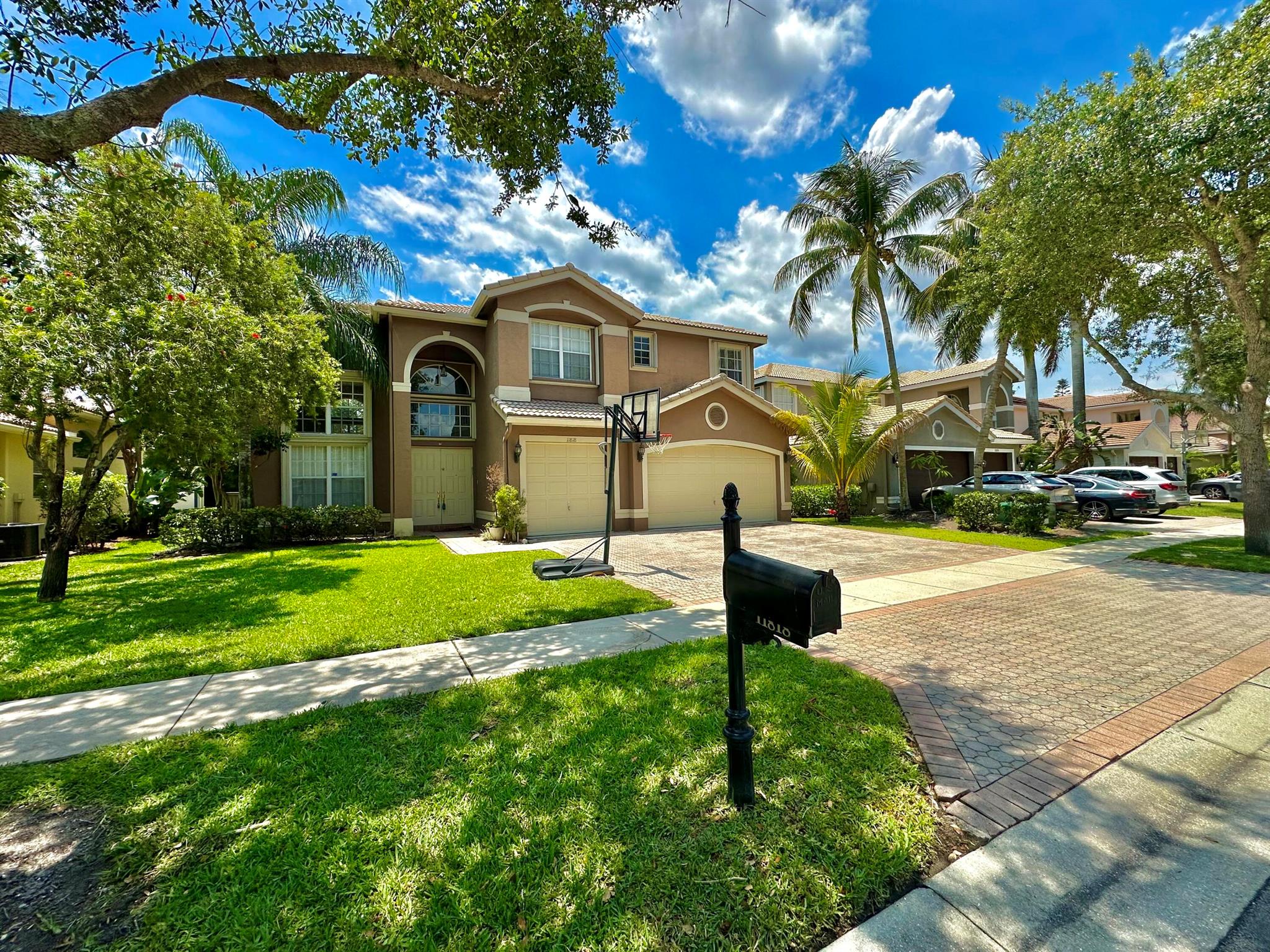 11818 Preservation Lane