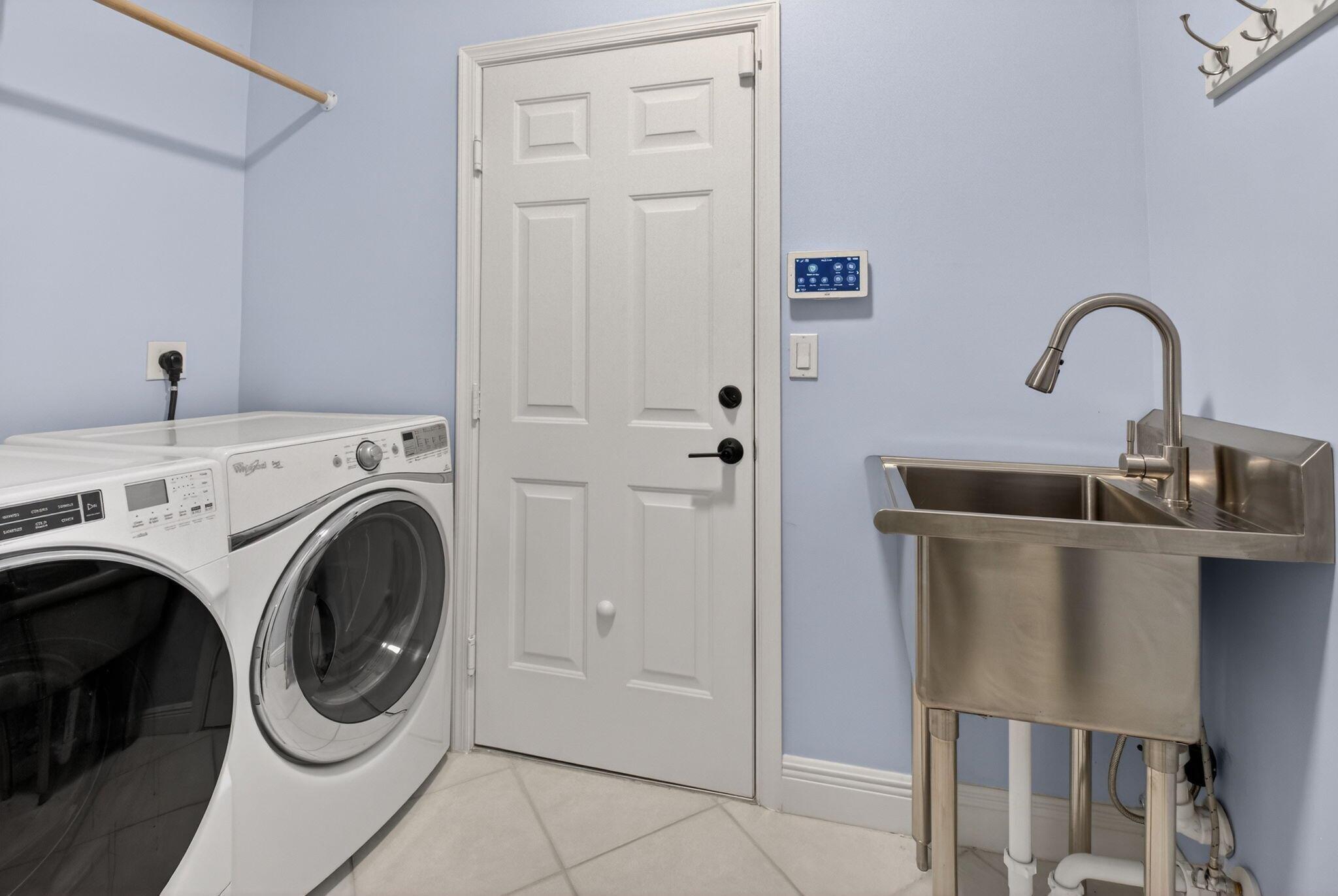 SMITH DAIRY WEST 8, SMITH - Residential