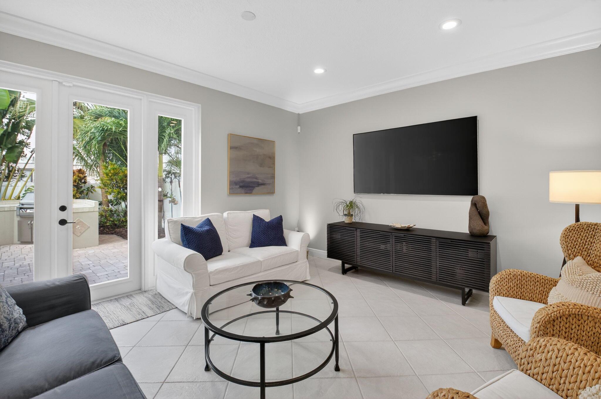 SMITH DAIRY WEST 8, SMITH - Residential