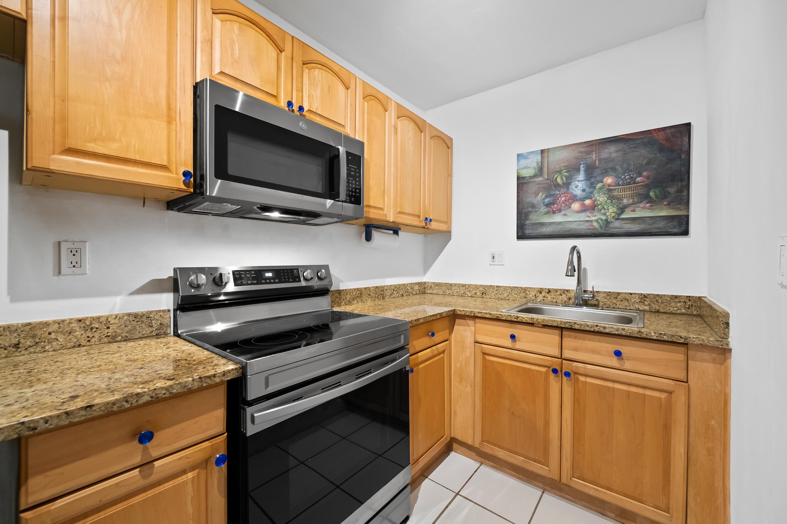 720 Orton Avenue 402