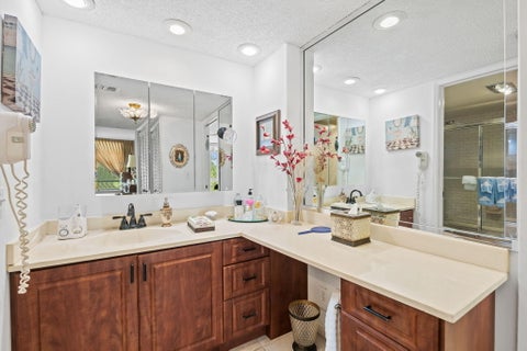 Tiny photo for 3960 Oaks Clubhouse Drive #304, Pompano Beach, FL 33069 (MLS # B26016736)