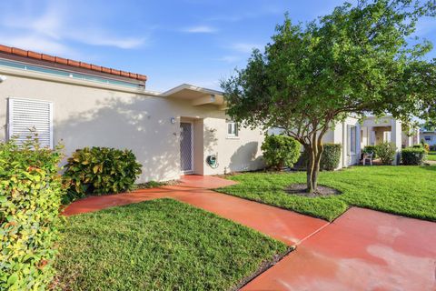 2534 Boundbrook Drive S 116 West Palm Beach FL 33406